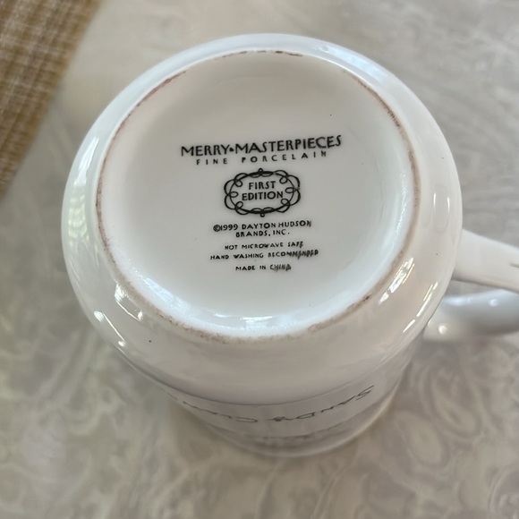 Vtg Merry Masterpieces Fine Porcelain HOLIDAY  Mug “Sandy Claws” in EUC - Picture 4 of 4
